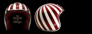 Des modèles de casques assez impressionnants sur nos routes...